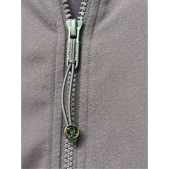 Lululemon Define Breathable Fitted Lightweight Muted Lavender Jacket Women's 8 - Picture 6 of 13